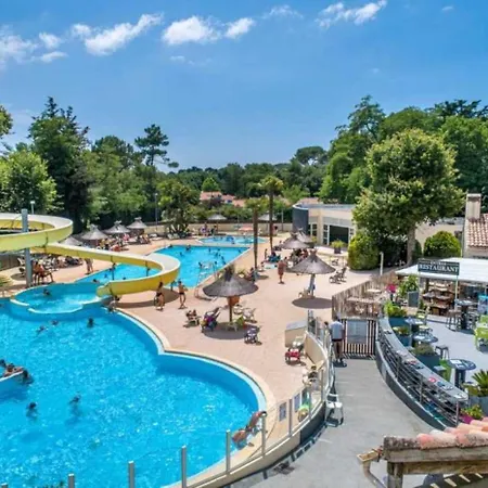 4 Etoiles - Piscine - Efbdei キャンプ場 *